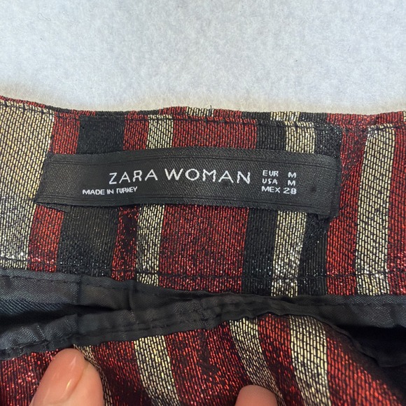 Zara Claret Metallic Pleated Midi Skirt Size Medium Black Red Gold - Picture 3 of 8